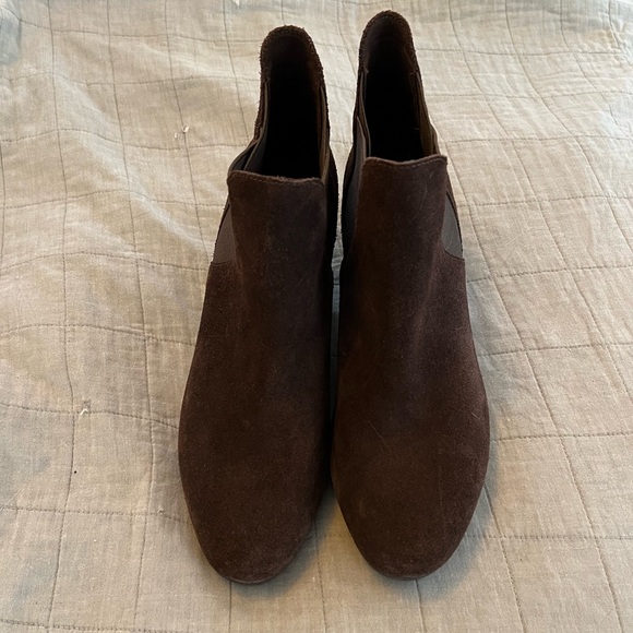 NWOT crocs suede brown wedge booties size 9 - Picture 3 of 6